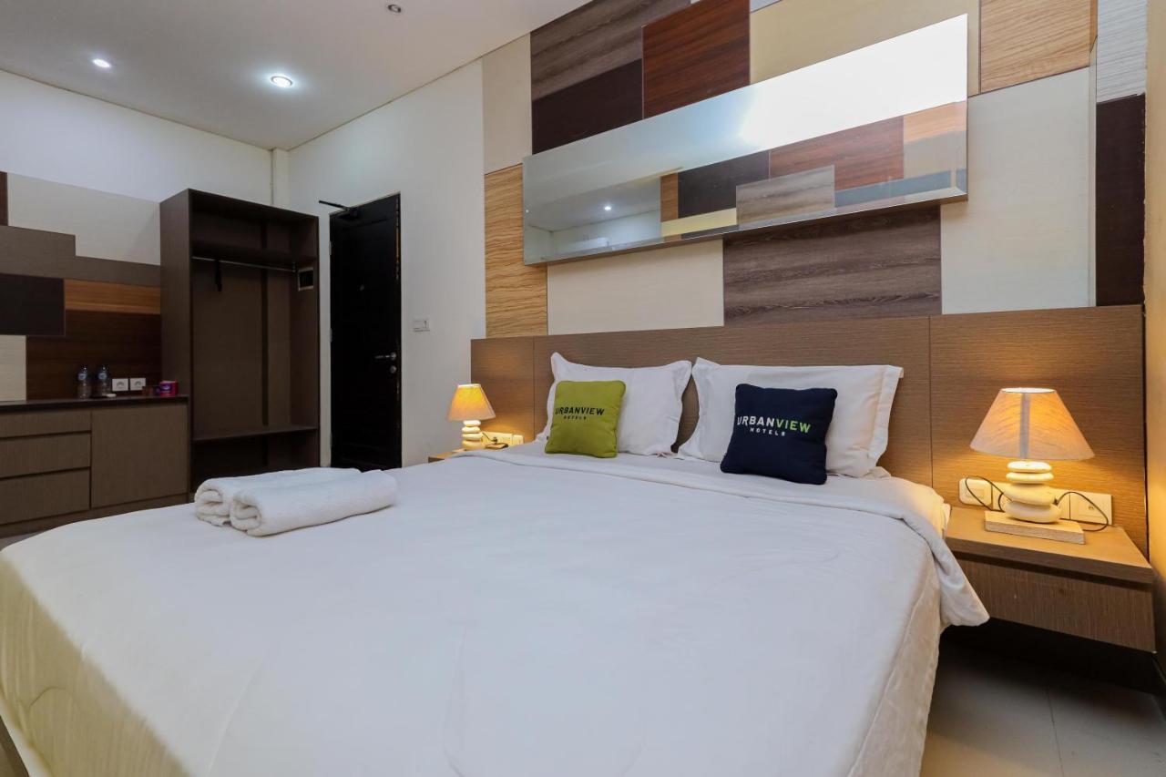 Urbanview Hotel Wg Jimbaran Bali Унґасан Екстер'єр фото