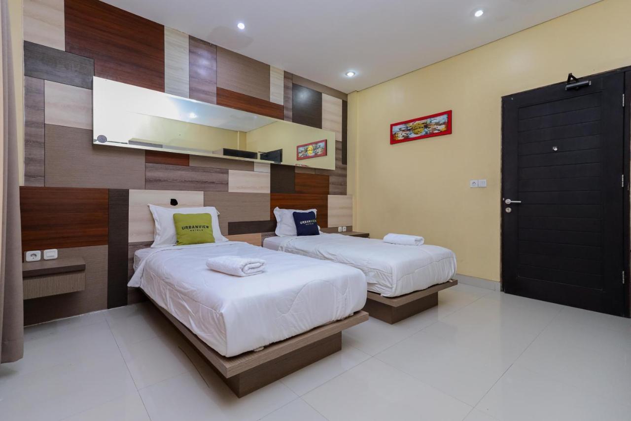Urbanview Hotel Wg Jimbaran Bali Унґасан Екстер'єр фото